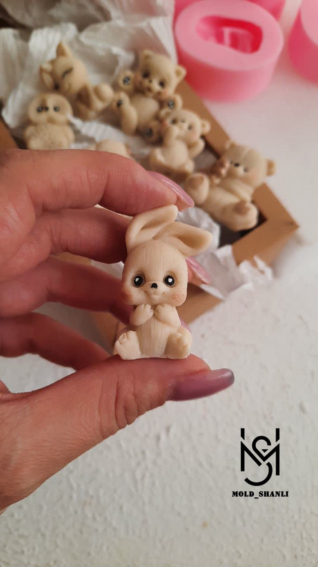 قالب سیلیکونی خرگوش کوچولو برای شمع سازی و رزین