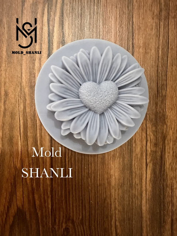 قالب سیلیکونی گل بابونه قلبی برای شمع سازی و رزین