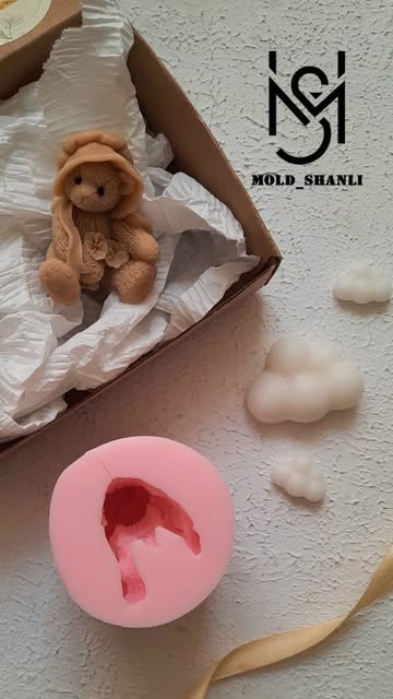 قالب سیلیکونی خرس کلاهدار برای شمع سازی و رزین