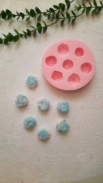 قالب سیلیکونی7 گل 3سانتی برای شمع سازی و رزین