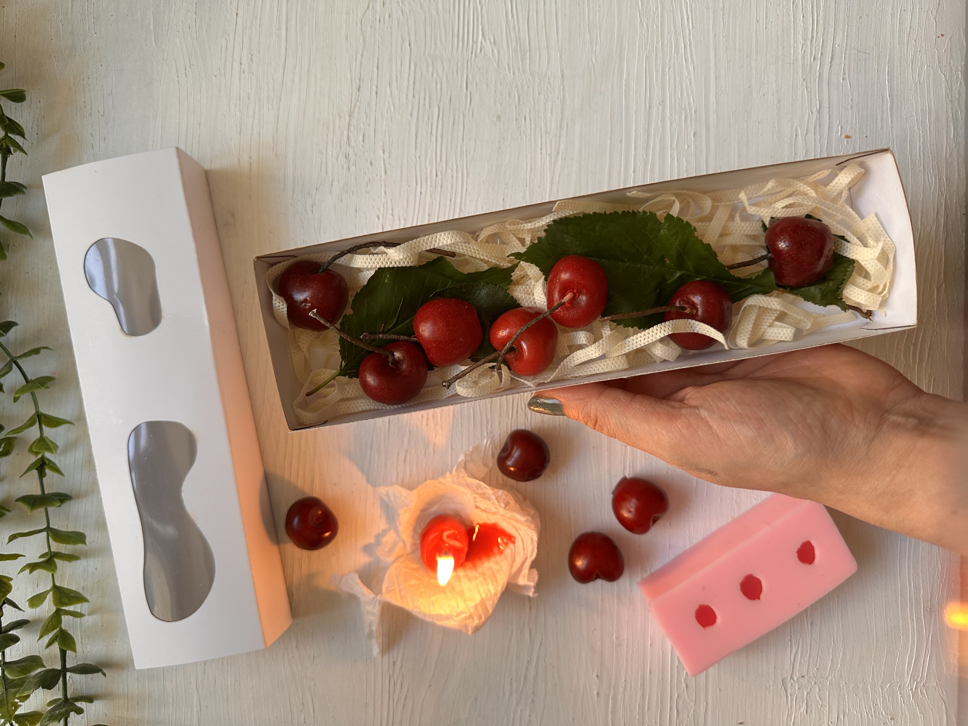 قالب سیلیکونی گیلاس سایز 2 سانت برای شمع سازی و رزین