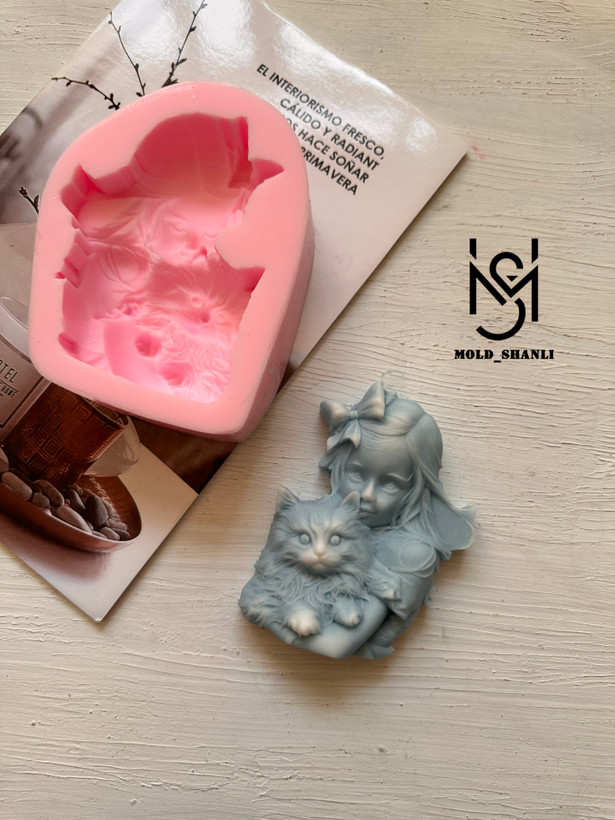 قالب سیلیکونی کتی و پیشی ۱۲ سانت