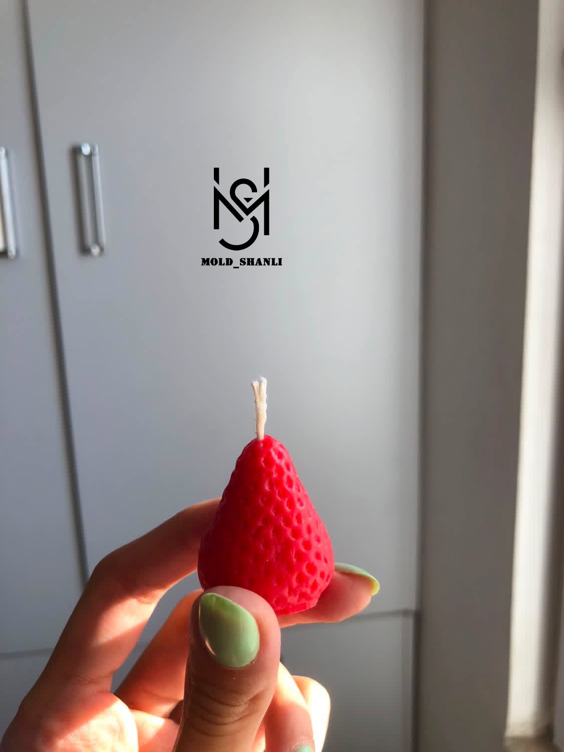 قالب سیلیکونی توت فرنگی ۳.۵ سانت برای شمع سازی و رزین